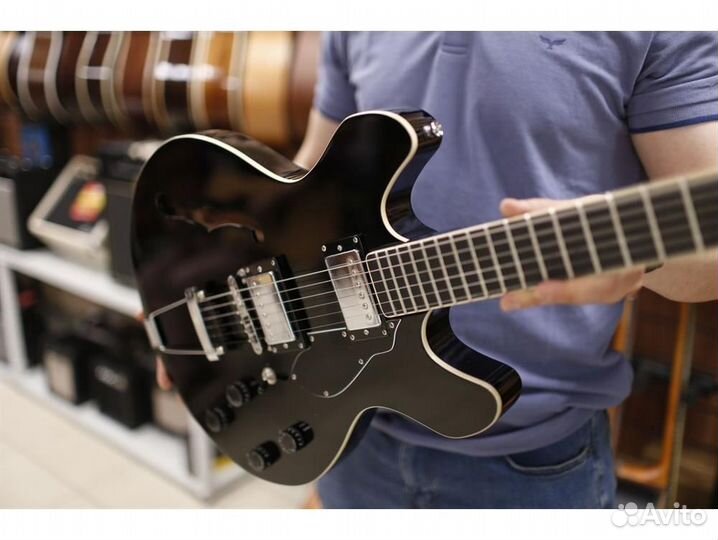 Stagg SVY 533 BK полуакустическая электрогитара, ч