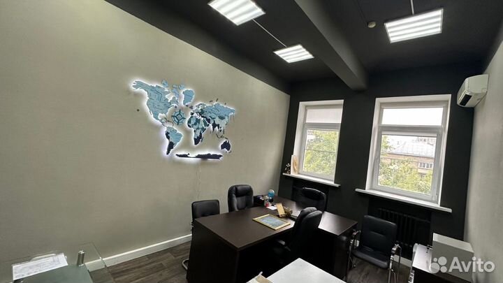 Карта мира на стену с подсветкой и без подсветки