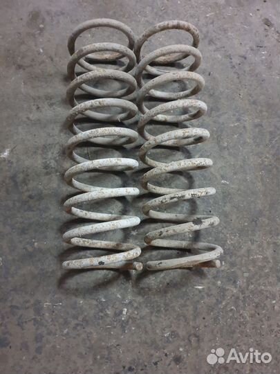 Пружина задняя ваз (LADA) 4x4 (Нива)