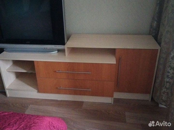Тумба под телевизор