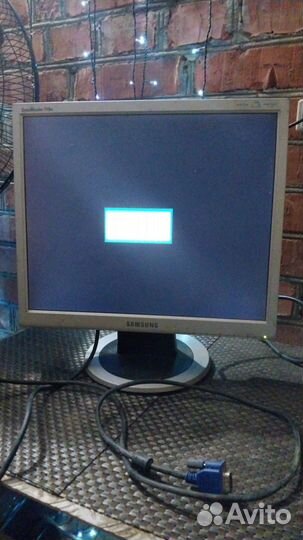 Монитор Acer и Samsung