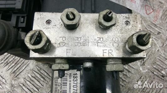 Блок ABS opel astra J (82T08KW01)