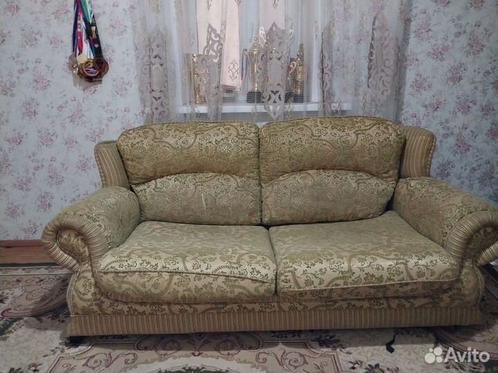 Стенка горка в гостиную бу