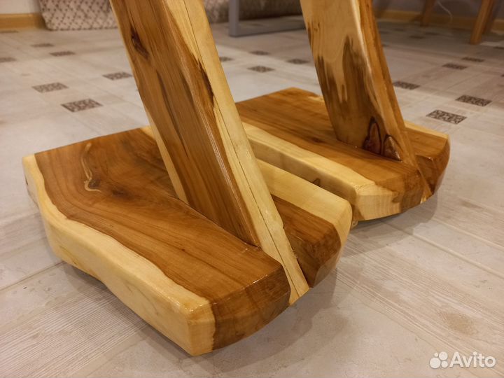 Стойки для акустики. Дерево. Массив. Живой край