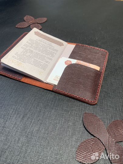 Обложка для документов и купюр Бордо
