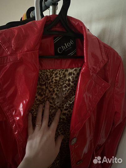 Лаковый тренч