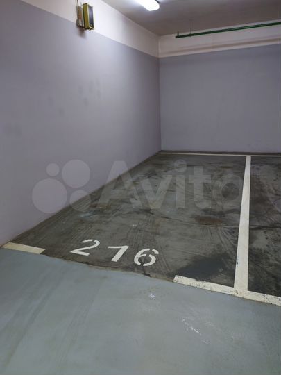 Машиноместо, 13 м²