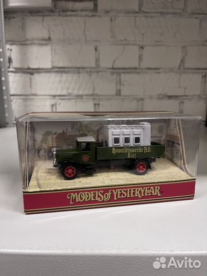 Коллекционные модели автомобилей Матчбокс