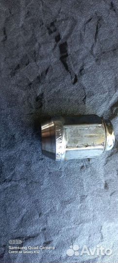 Гайка для автомобилей