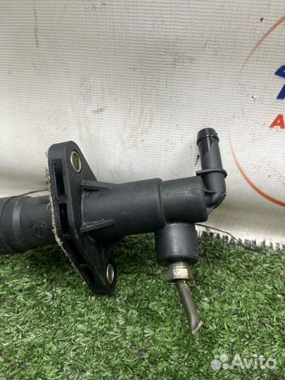 Главный цилиндр сцепления Hyundai Tucson SUV G4GC