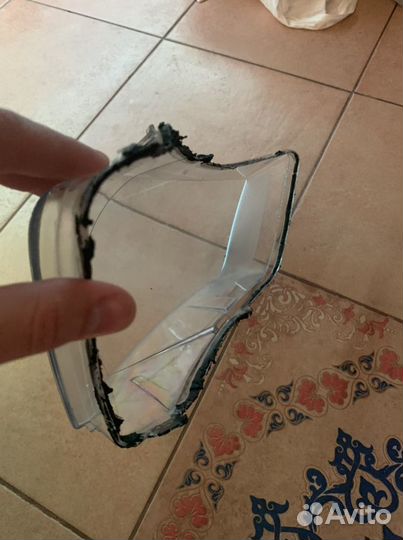 Стекла передних фар audi Q3