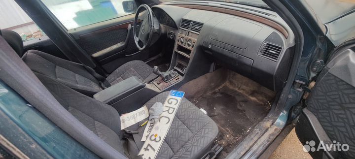 В разбор Mercedes Benz W202