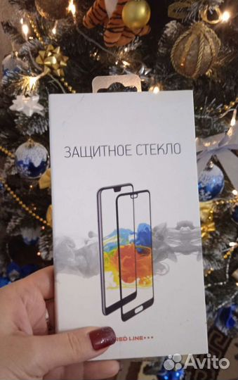 Защитное стекло на honor 8a