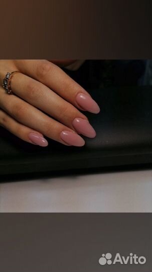 Мастер маникюра и педикюра