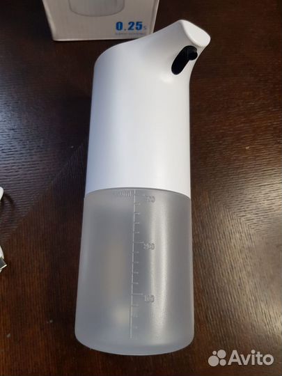Дозатор для жидкого мыла с USB