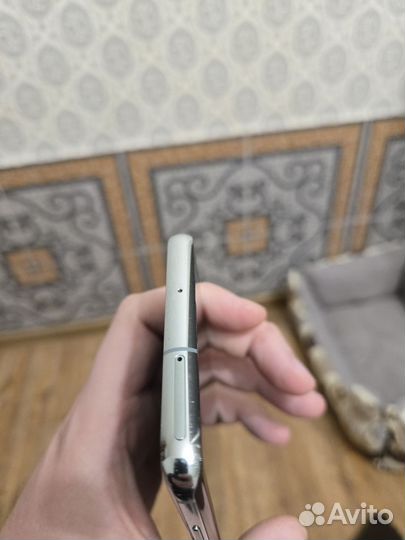 Samsung Galaxy S10+, 8/128 ГБ