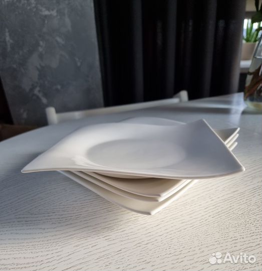 Посуда Maxwell & Williams серия Движение