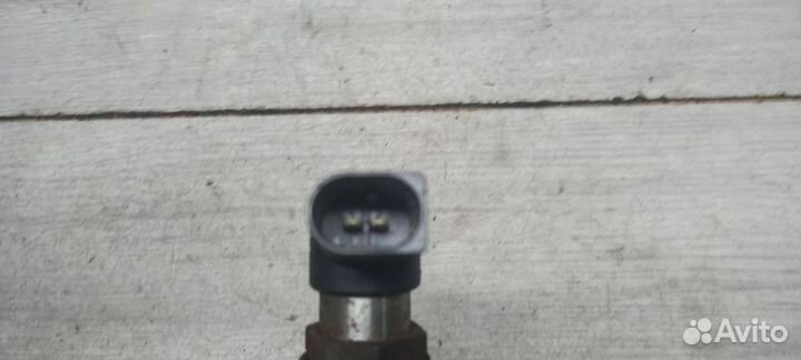 Форсунка топливная Ford Focus 2 (2004 - 2008)