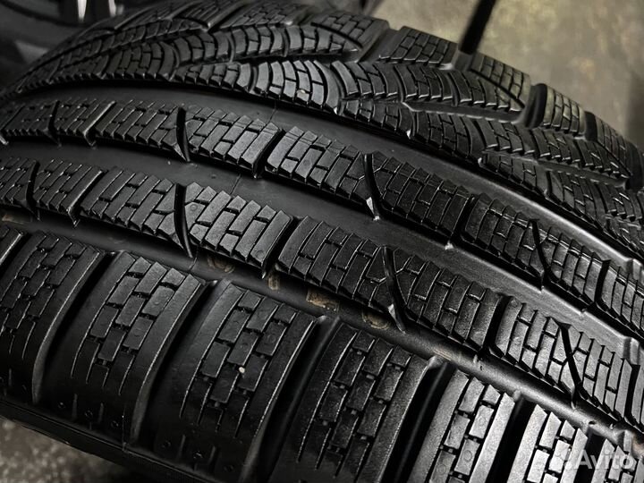 Pirelli Winter Sottozero Serie II 235/40 R19