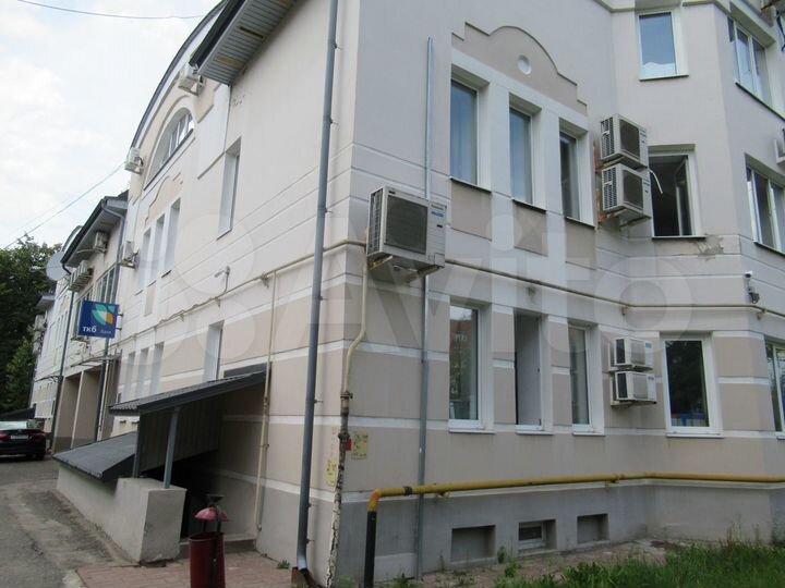 Офис с отдельным входом в центре города, 527.3 м²