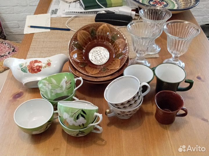 Чайные чашки Дулево, тарелки Зик, креманки