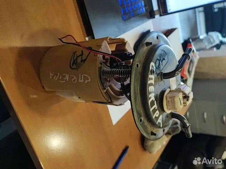 Насос топливный Kia Spectra