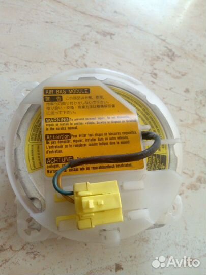 Подушка безопасности Subaru 2000г