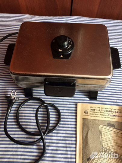 Электровафельница времен СССР