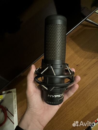 Микрофон HyperX QuadCast S черный с пантографом