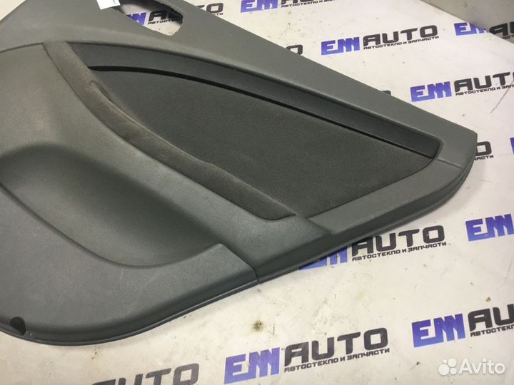 Обшивка двери задней правой Шевроле Лачетти