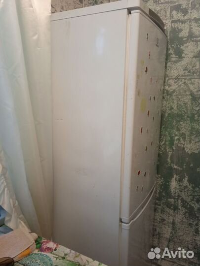 Холодильник InDesign бу