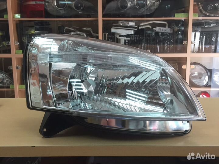 Фара Пежо Партнёр / Ситроен Берлинго