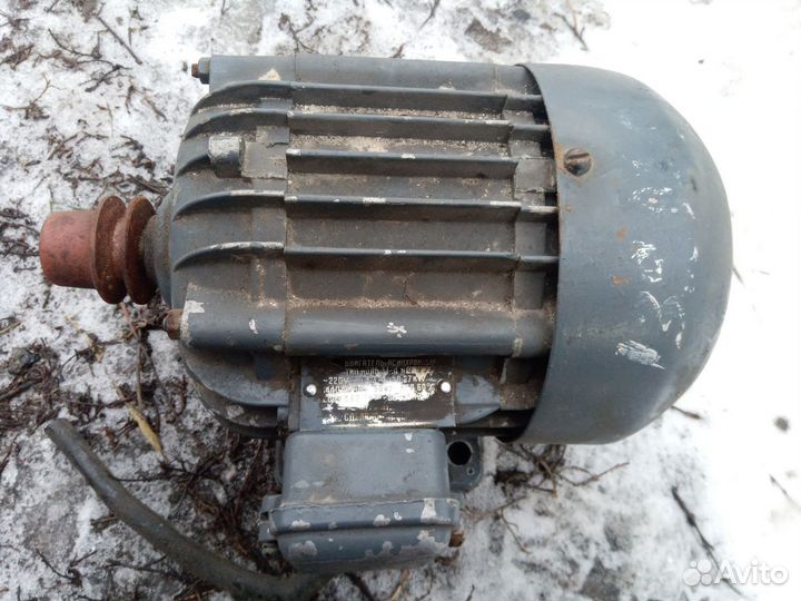 Электродвигатель 220в