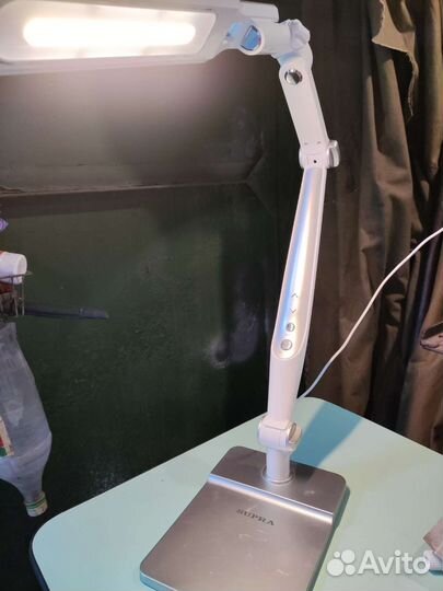 Лампа настольная