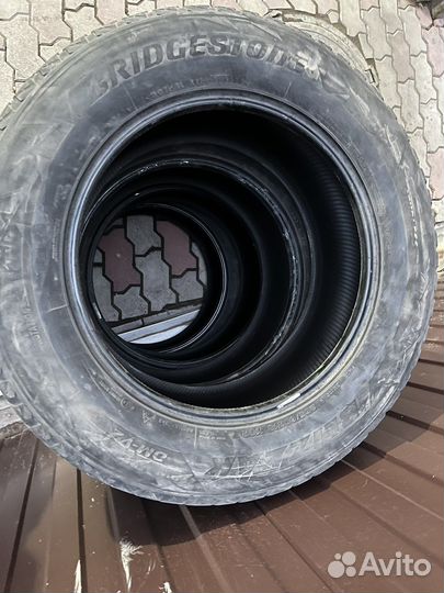 Bridgestone Blizzak DM-V2 265/60 R18