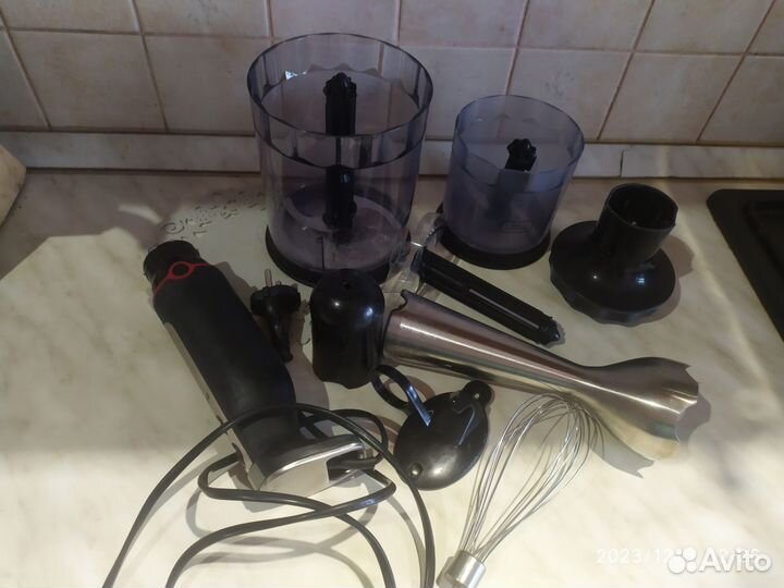 Блендер philips HR 1372