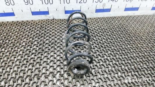 Пружина задняя volkswagen golf 4 (PBE03LY02)