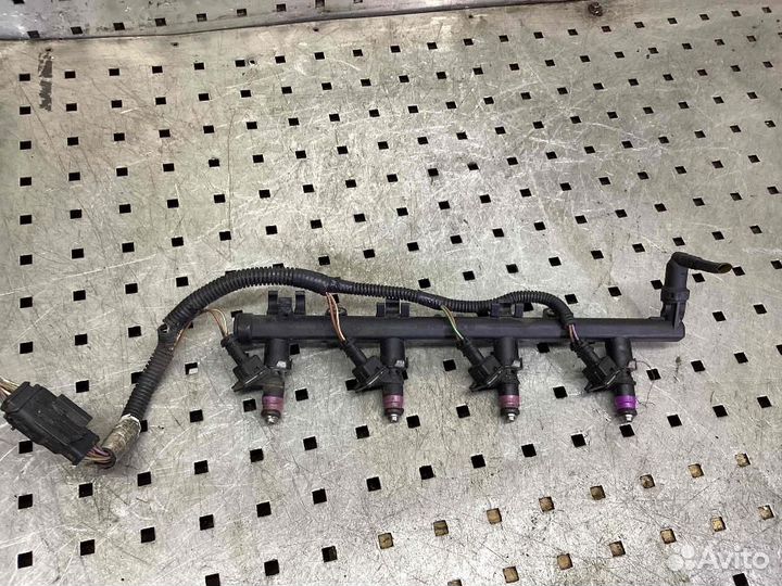 Форсунка топливная Renault Grand Scenic/Scenic