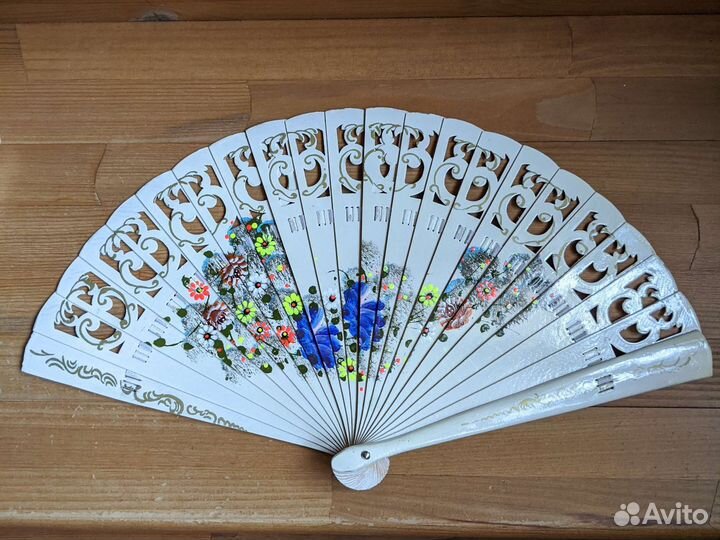 Веер деревянный