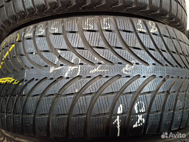 Michelin Latitude Alpin LA2 235/55 R18