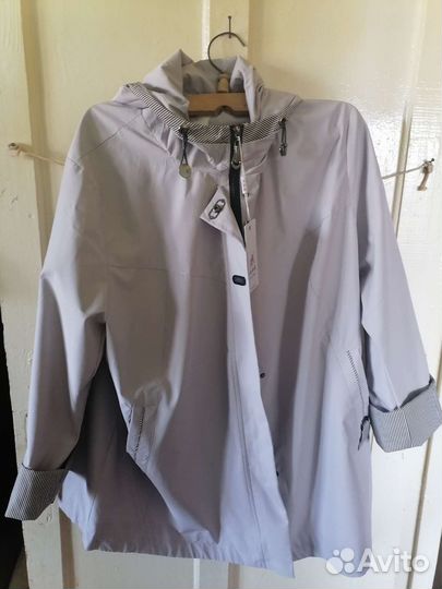 Ветровка женская новая