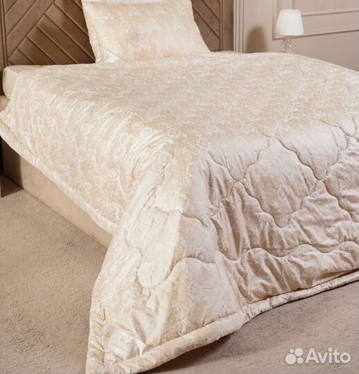 Подушка из шелкопряда