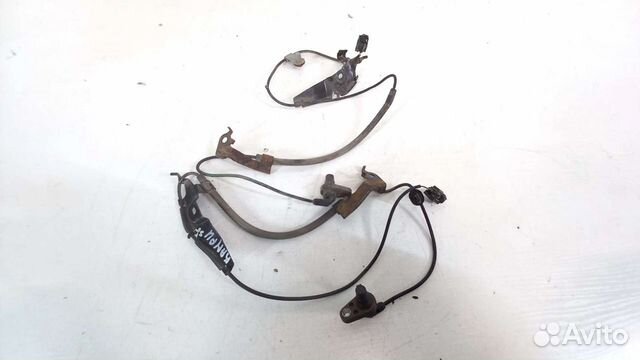 Датчик абс передний Toyota Camry v55