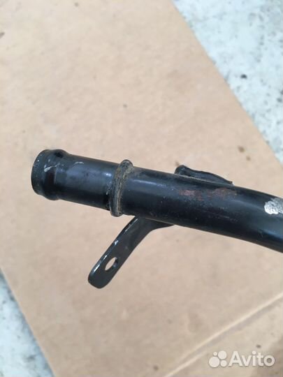 Трубка системы охлаждения Volkswagen Phaeton(2010)