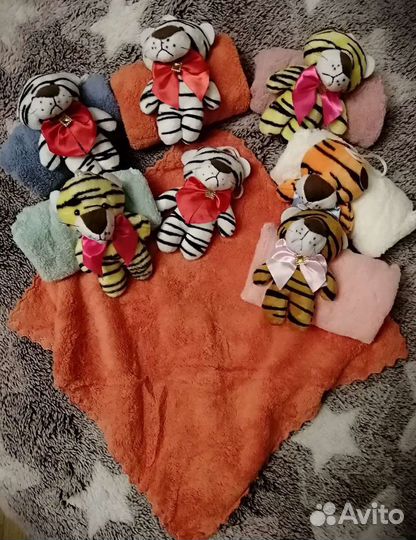 Белье постельное, шторы, плед