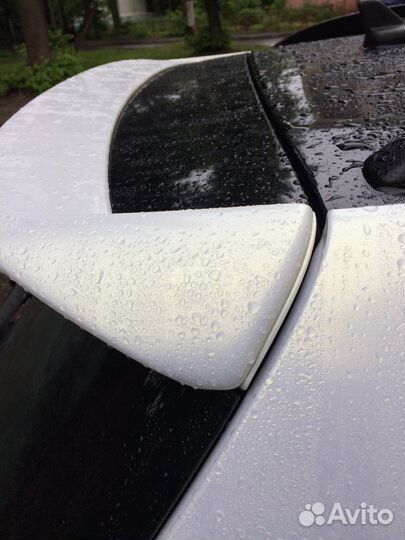 Спойлер Volkswagen Passat b6 универсал Caractere