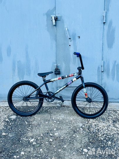 Трюковой велосипед bmx