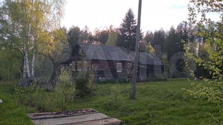 Дом 32,5 м² на участке 12 сот.