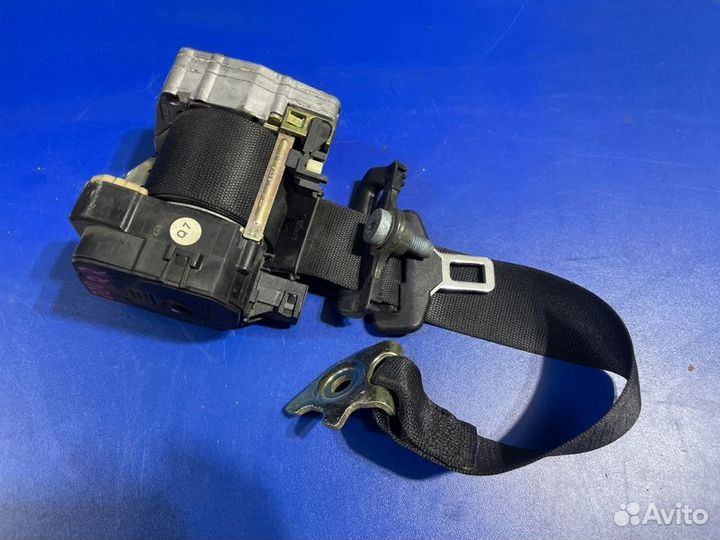 Ремень безопасности задний правый Mercedes-Benz