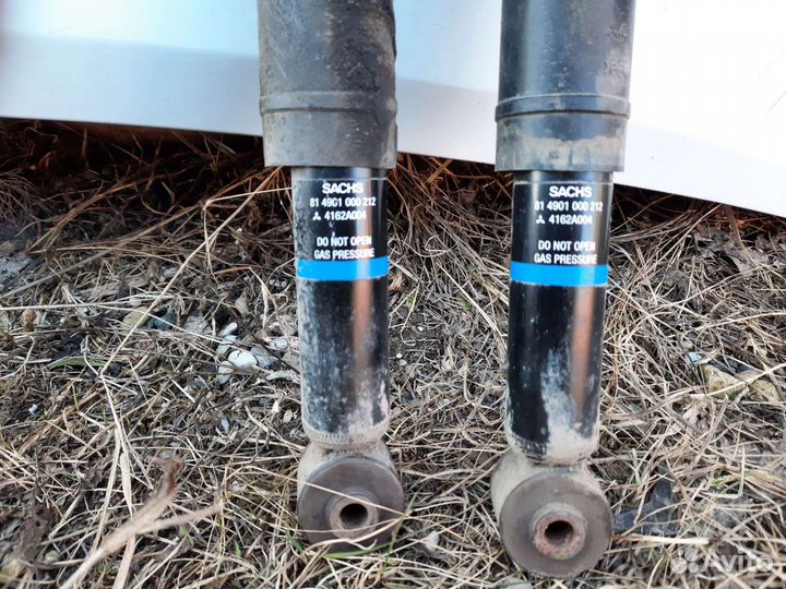 Амортизаторы Мицубиси Кольт